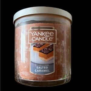 Yankee Candle Salted Caramel in Warm Brown